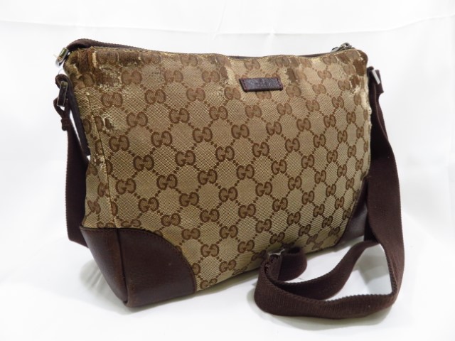 グッチ　ショルダーバッグ