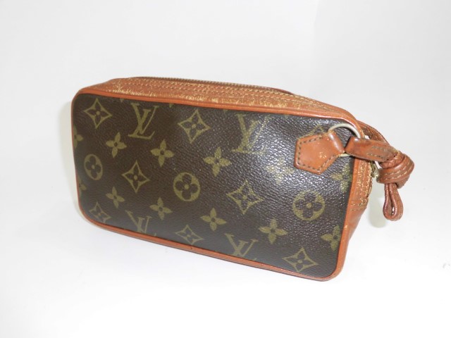 ルイヴィトン　ポーチ