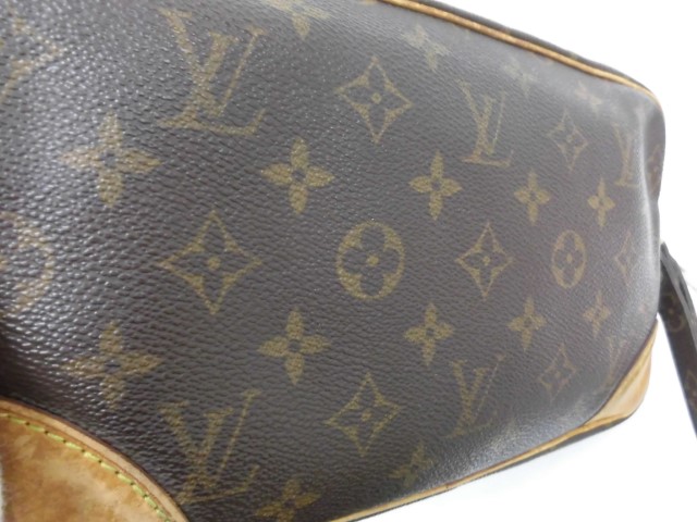 ルイヴィトン　クラッチバッグ