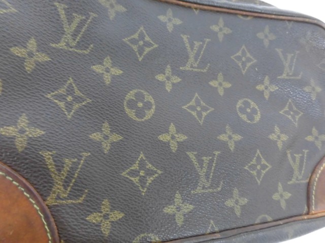 ルイヴィトン　クラッチバッグ