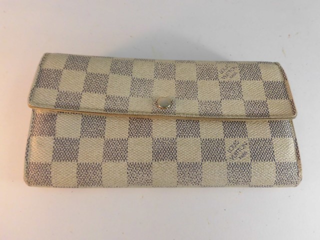 ルイヴィトン　財布