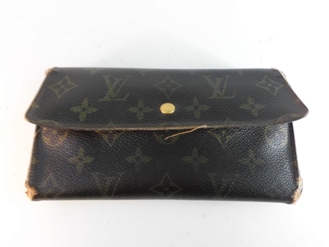 ルイヴィトン　財布