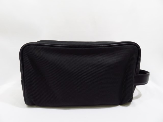 ルイヴィトン　ポーチ