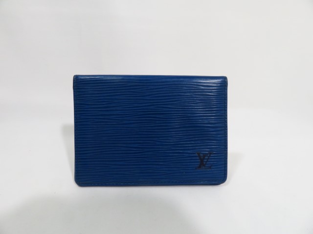 ルイヴィトン　パスケース