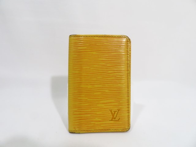 ルイヴィトン　カードケース