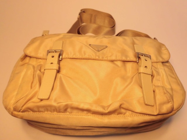 プラダ　バッグ