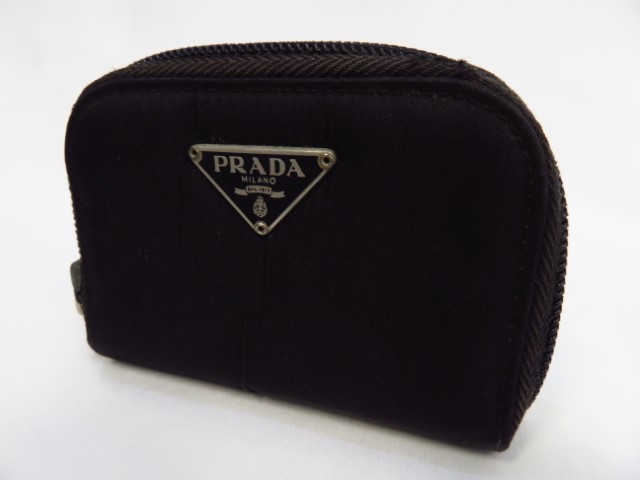 プラダ　コインケース